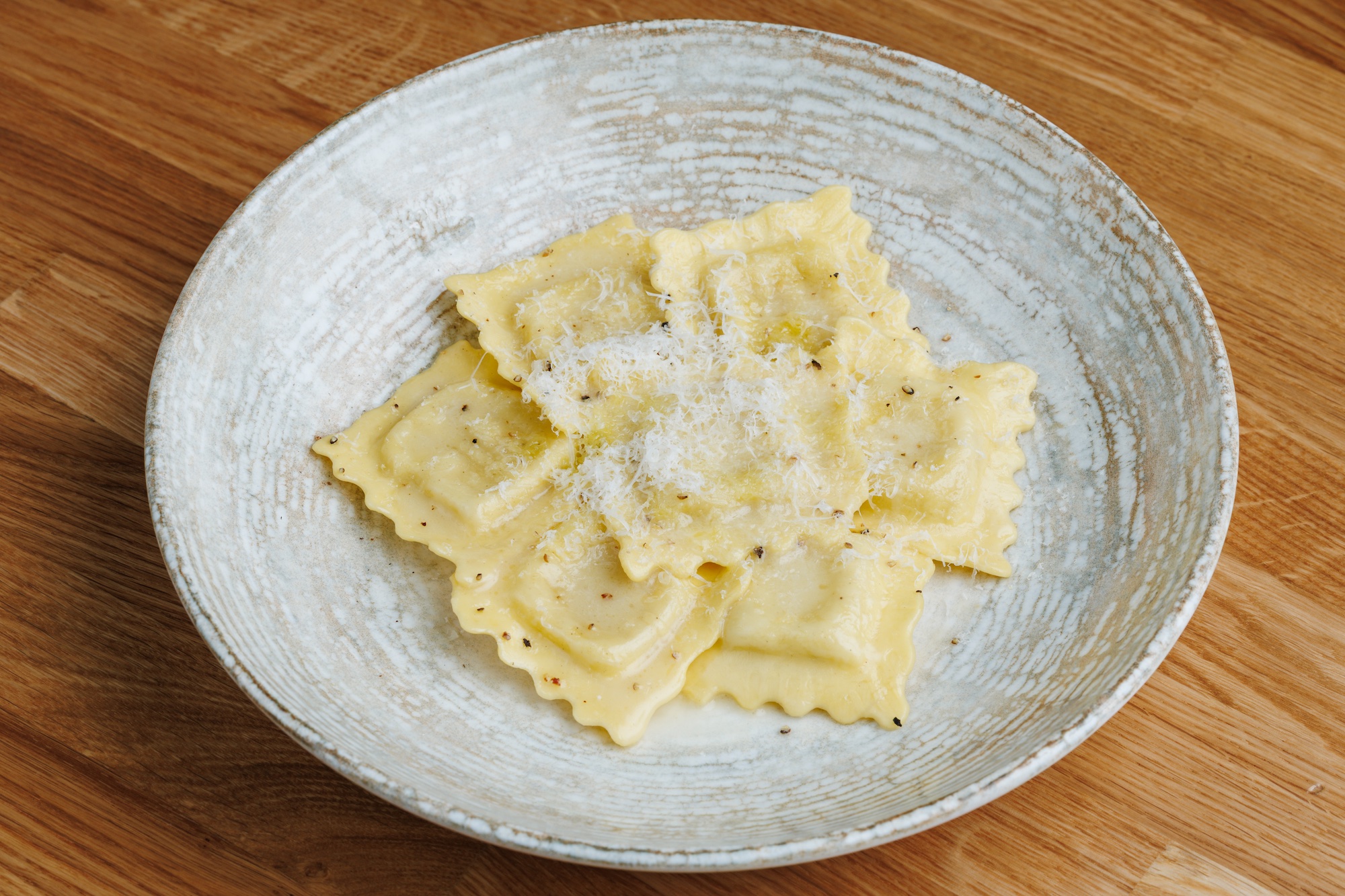 Ravioli cacio e pepe